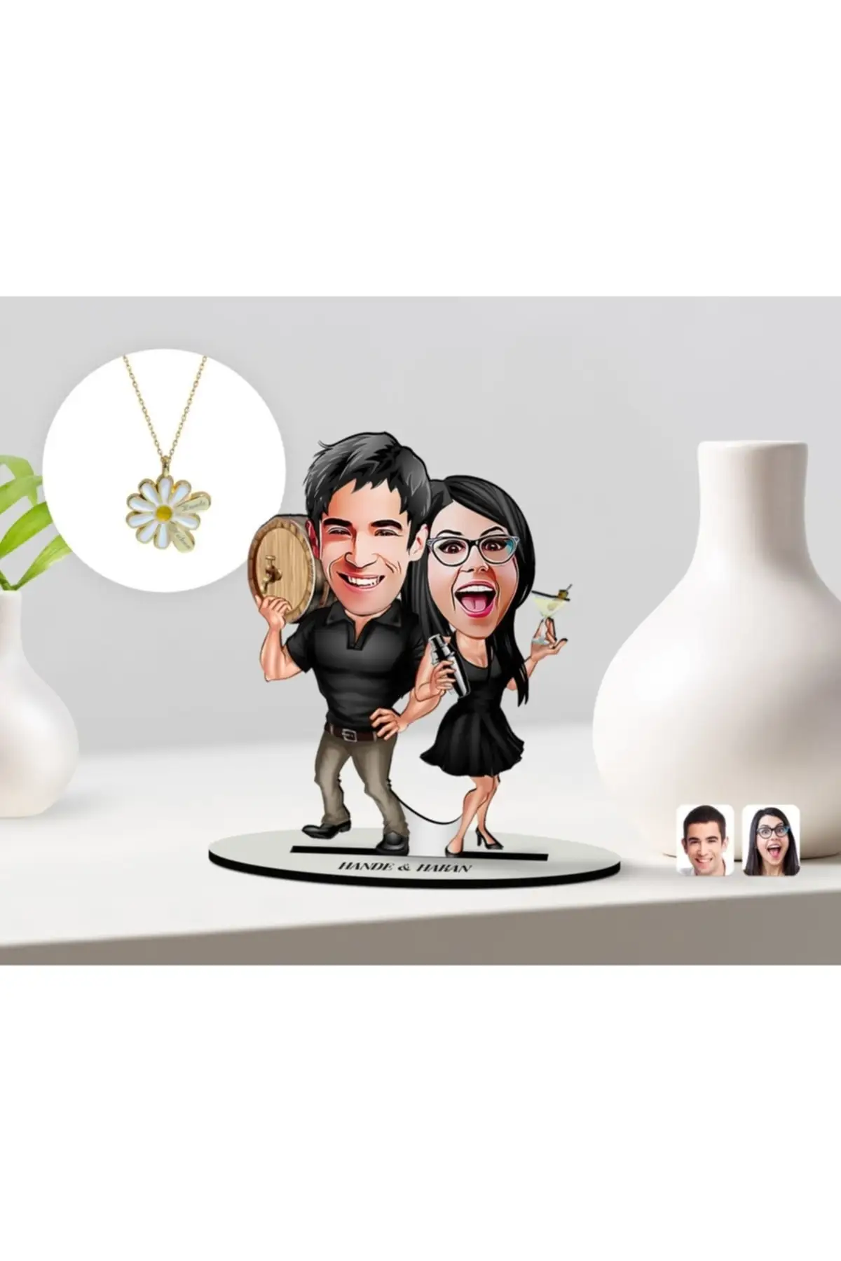 

Personalized bracelet Cartoon Wooden Trinket Table Clock