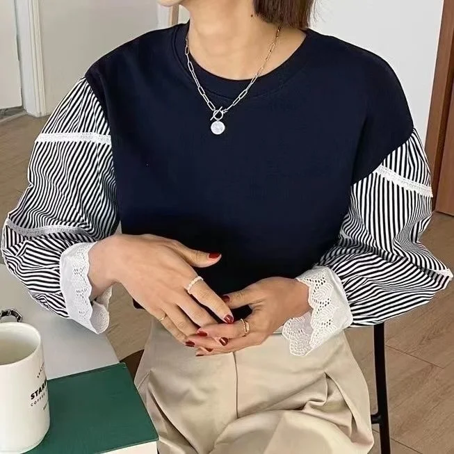 

2022 South Korea French Lace Stripe Stitched Sleeve Round Neck Casual Long Sleeve T-Shirt Top