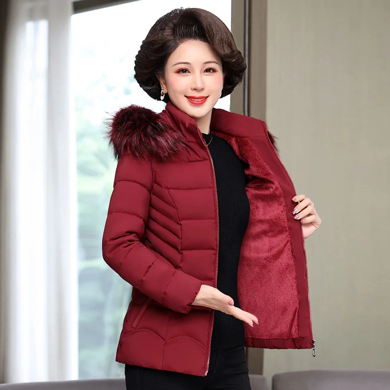 Autumn and winter 2022 New Women's short Women's plush detachable coat Hair collar