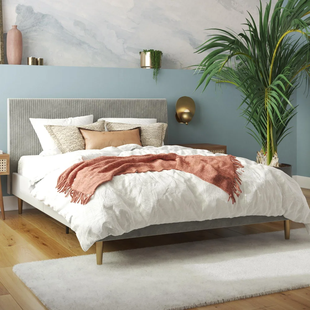 ， Light Gray Velvet
