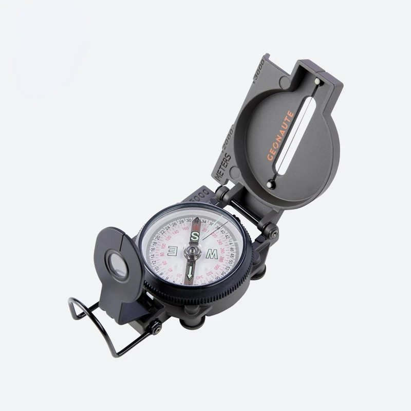 Компас спортивный. Компас с визиром Quechua c400. GEONAUTE компас. Компас с визиром и окуляром. Компас с уровнем и визиром.