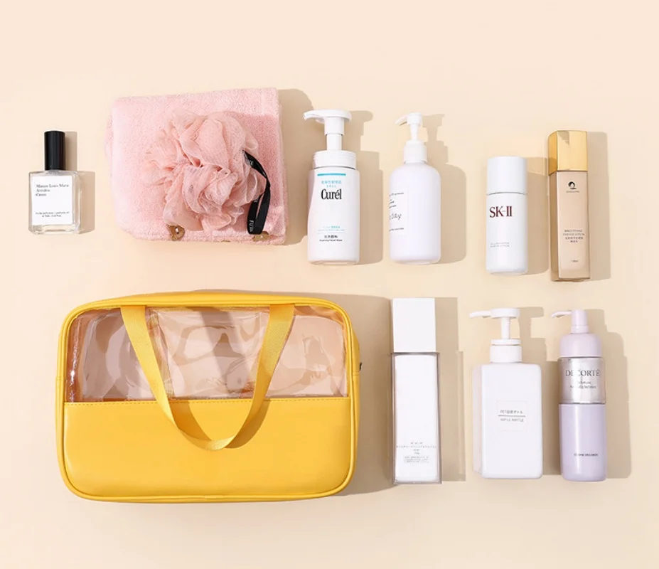 Простроченная косметичка с персонализированной вышивкой прозрачная