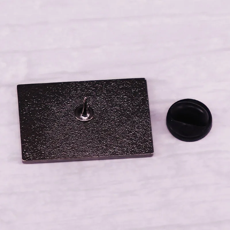 Шипы эмалированной булавки Хэллоуинское ужасное лицо для одежды, лацканов, крутые значки на рюкзаке, декоративные ювелирные аксессуары, подарки.