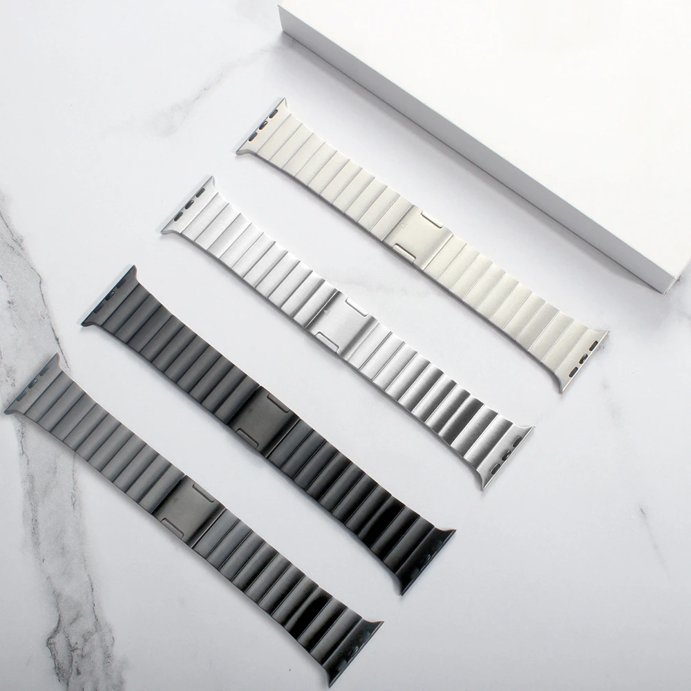 Luxury Stainless Steel Strap for Apple Watch Band Ultra 49mm 45mm 44mm 42mm Titanium Color Magnetic Bracelet for IWatch 8 7 6 5