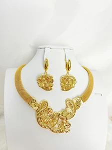 Gold Colour Plated Necklace Earring Set Beautiful Fashion Trend Sweet Romantic Party Wedding