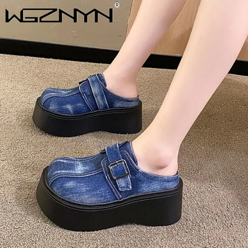 Джинсовые женские тапочки на танкетке роскошные массивные кроссовки 7 5 см