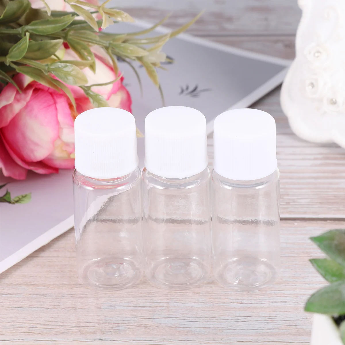 

25pcs 10ml Sample Bottles Refillable Plastic Transparent Lotion Bottle Shower Container