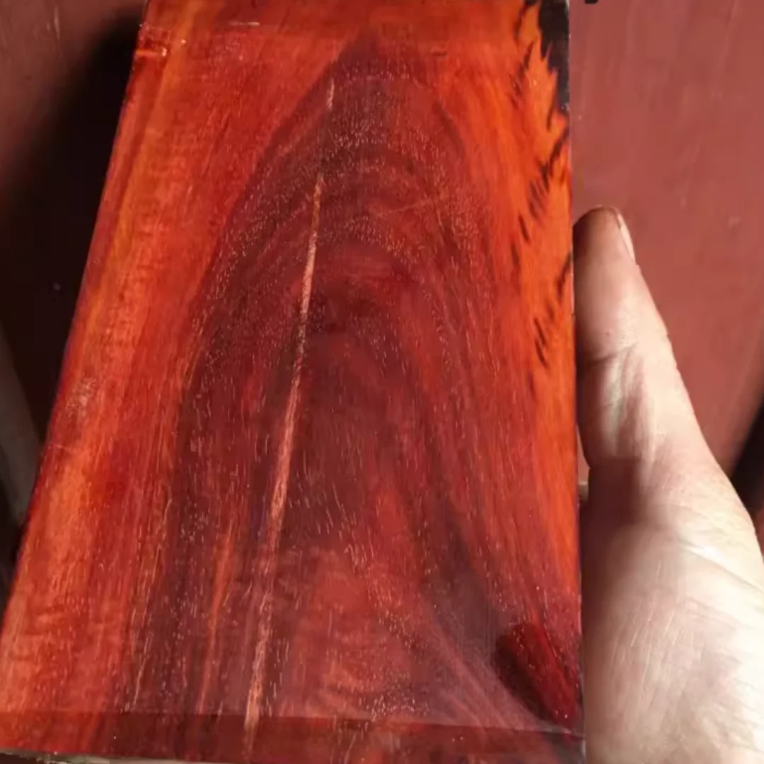 Длина: 300/150 мм натуральная Замбия курица кровь красная древесина резьба по дереву