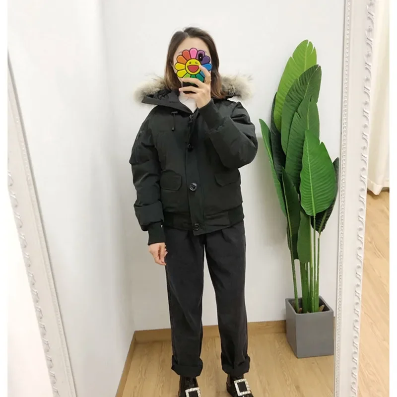 

Women Winter Down Coats Real Wolf Fur Short Fashion Parka Warm Puffer Jacket Female Thicken Warm Outerwear Windproof Clothes