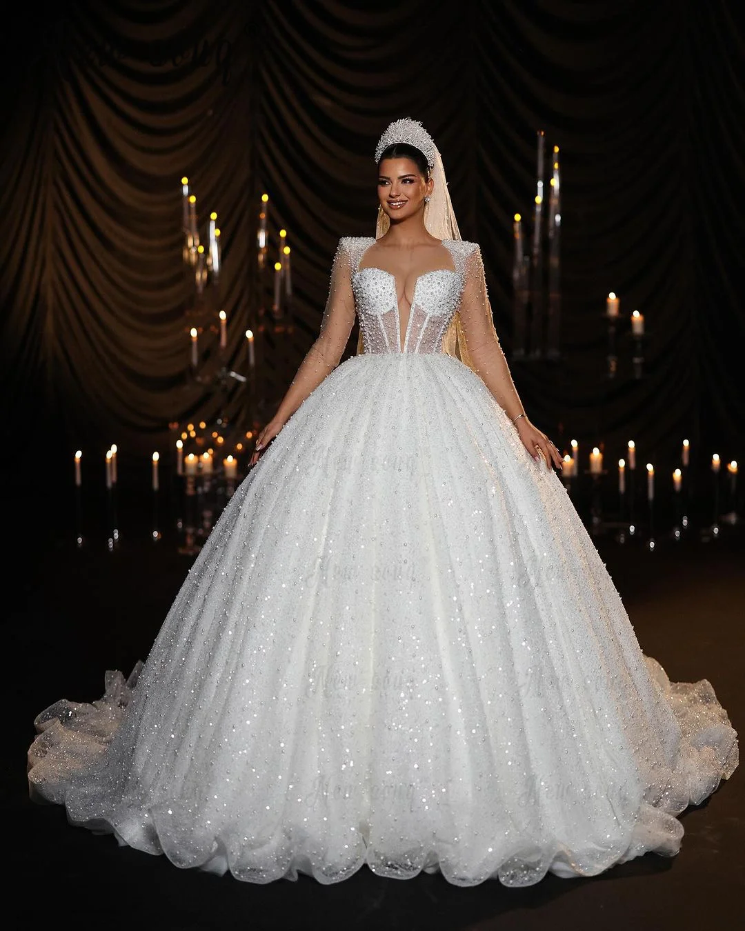 Роскошное Свадебное платье с длинным шлейфом стиль Дубаи модель 2024 свадебные