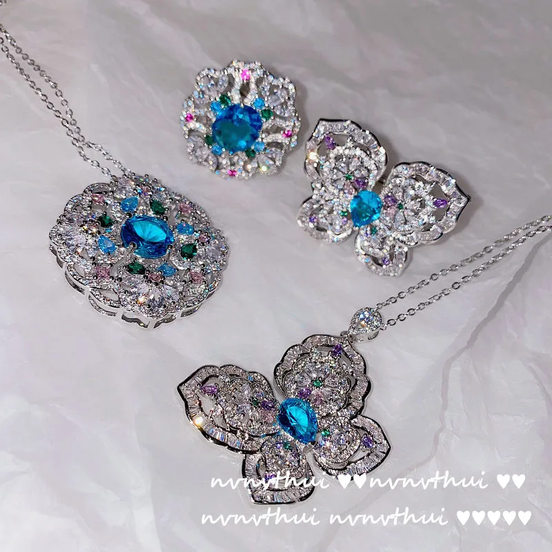 

Bright Aquamarine Flower Necklace 18K Platinum Plated Oil Painting Vintage Blue Zircon Butterfly Clavicle Chain Necklace
