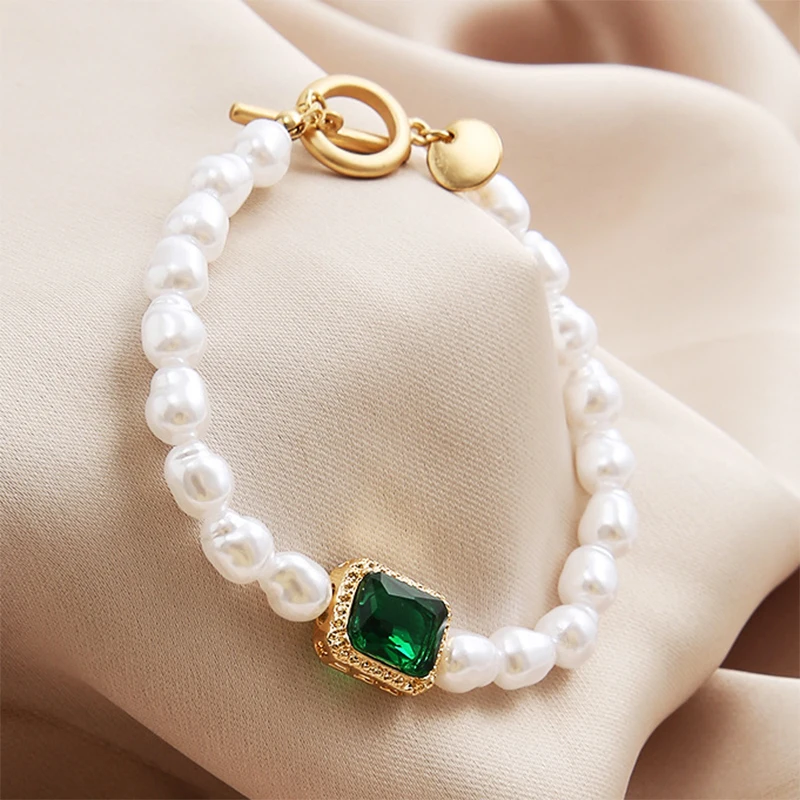 

Classic Fashion Imitation White Pearl Green Stone Crystals Bracelet For Women Exquisite Bracelet Anniversary Gift Luxury Jewelry