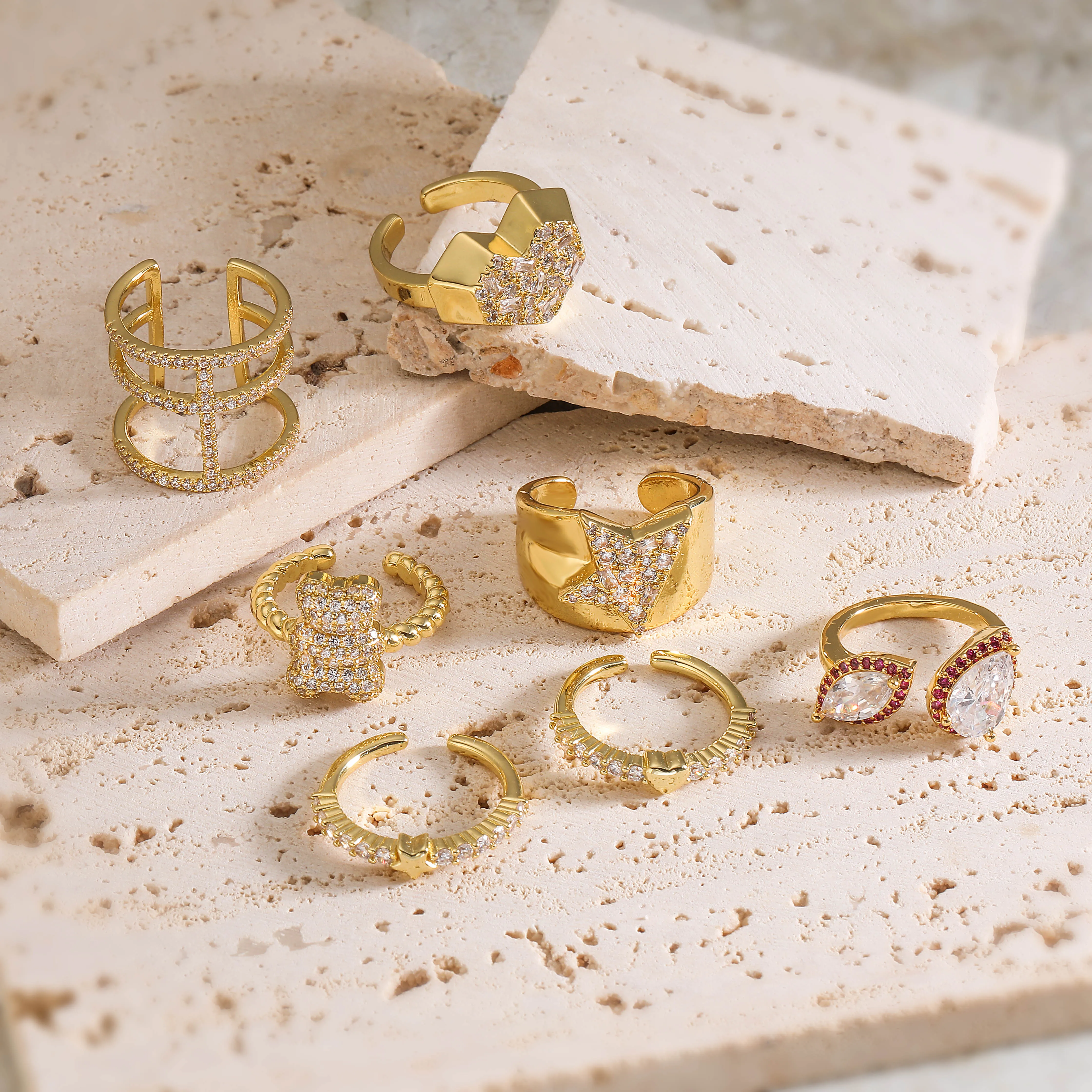 Кольцо женское из латуни с покрытием настоящего золота 18 К