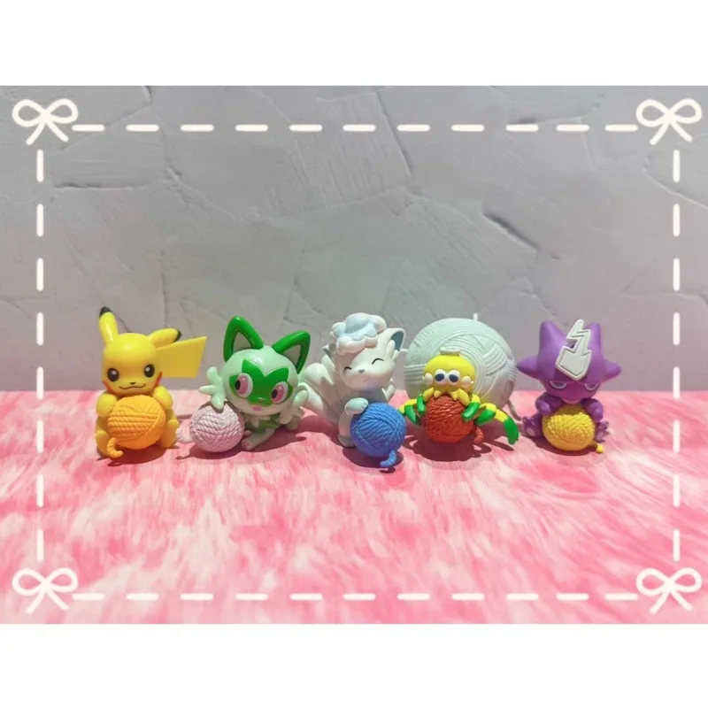 Фото Пикачу Сприigatito Покемон Caddice Ball Series Gashapon Орнамент Kawaii Праздничные подарки Фигурка Модель игрушки №4