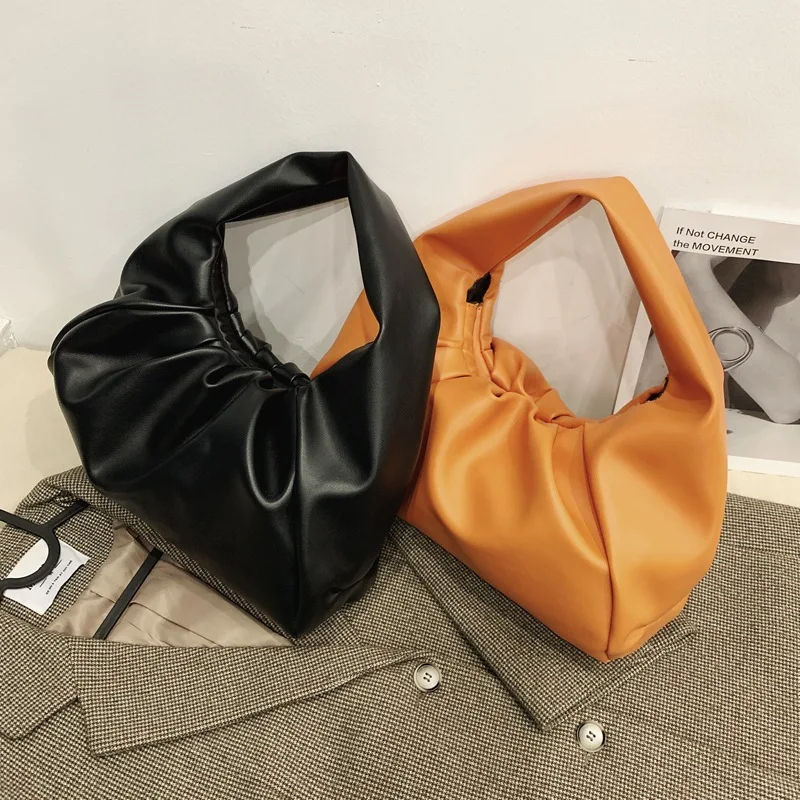 

Premium Sense Fold Underarm Shoulder Bags for Women 2021 Tote Handbag Clutch Luxury Hobos Bag Women Cloud Pleated Baguette Totes