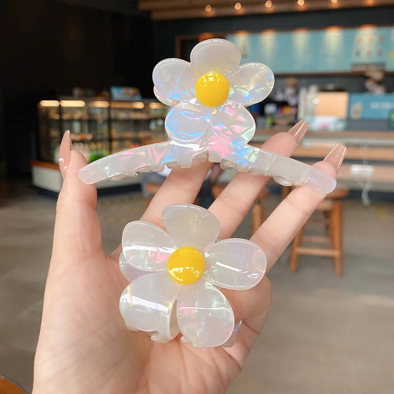 

The Little Yellow Flower Girl in The Story Grabs Hair Clips Grabs Curly Hair Clips Head Hair Accessory Hair Claws Hair Clip