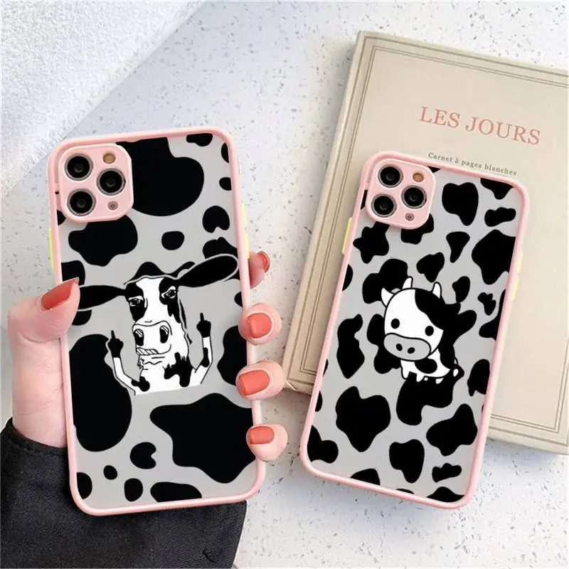 

Cow pattern Black and white Phone Case for iPhone X XR XS 7 8 Plus 11 12 13 pro MAX 13mini Translucent Matte Case