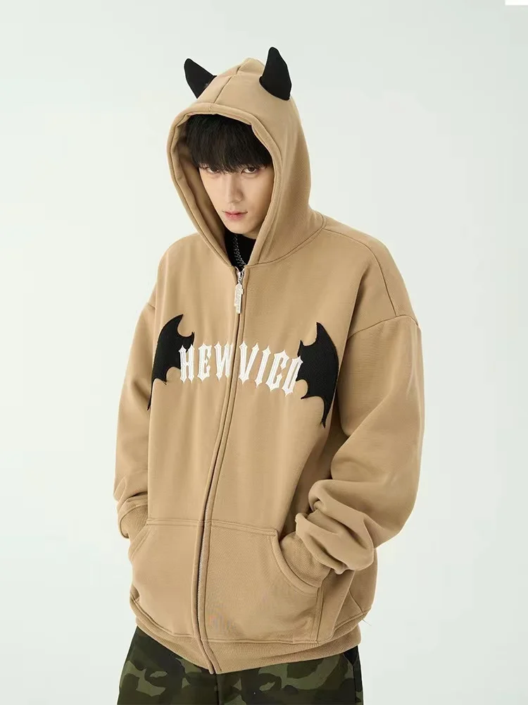 Женская толстовка на молнии свитшот с длинным рукавом и надписью в готическом