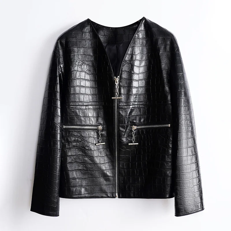 

Genuine leather jacket 2023 autumn and winter new sheep skin embossed niche design V-neck long sleeved pattern jacket