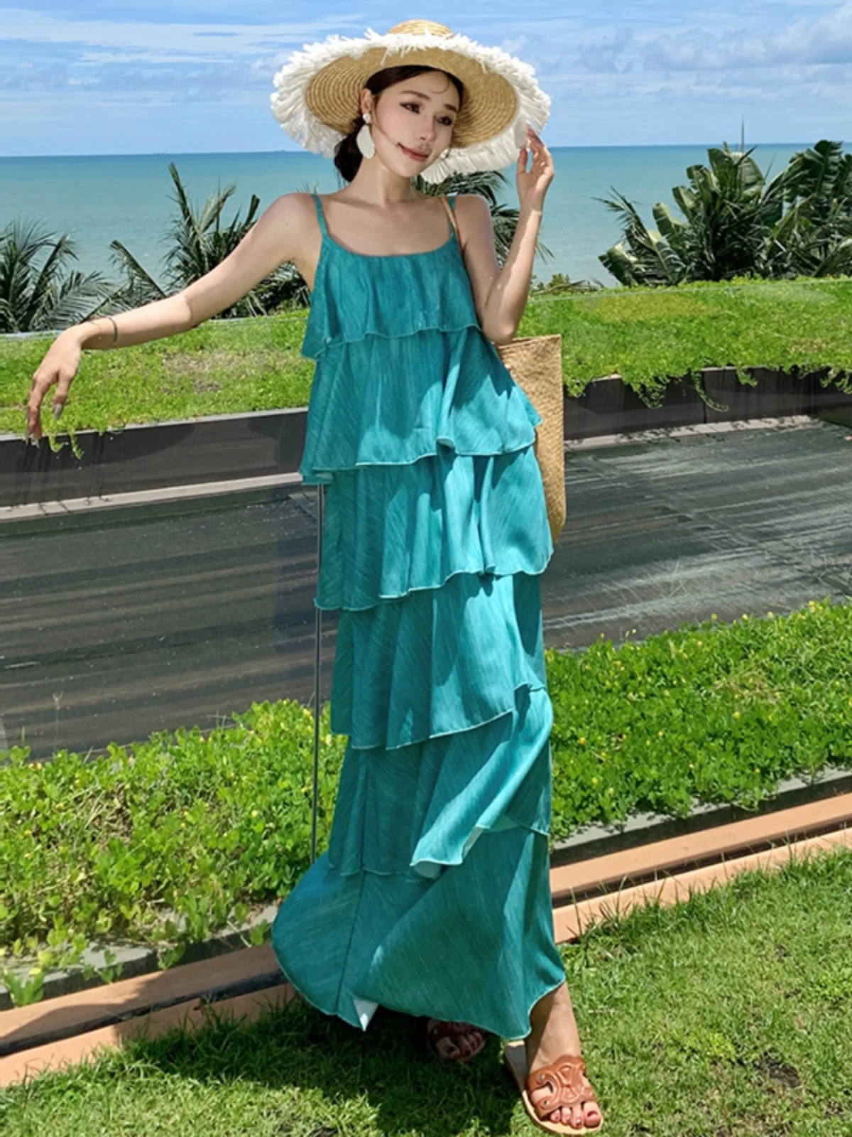 Красивое платье для бессмертного отдыха на берегу моря фотооборка зеленая