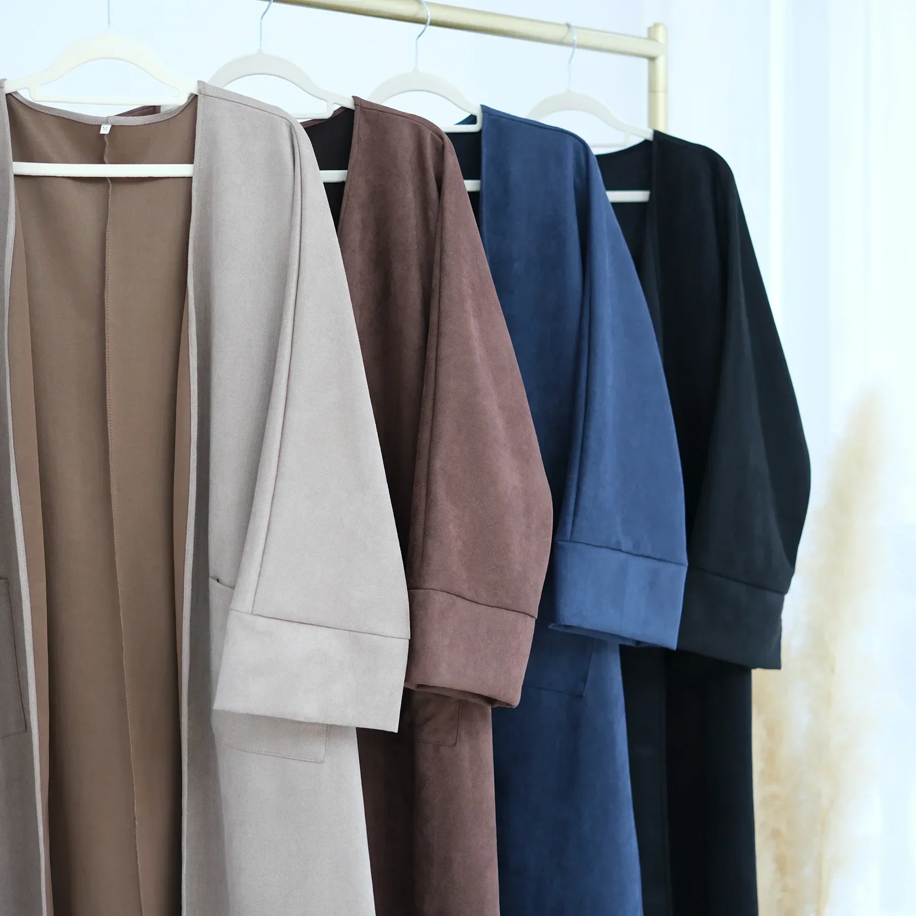 Женское замшевое кимоно с открытой абайей теплый кардиган в мусульманском стиле