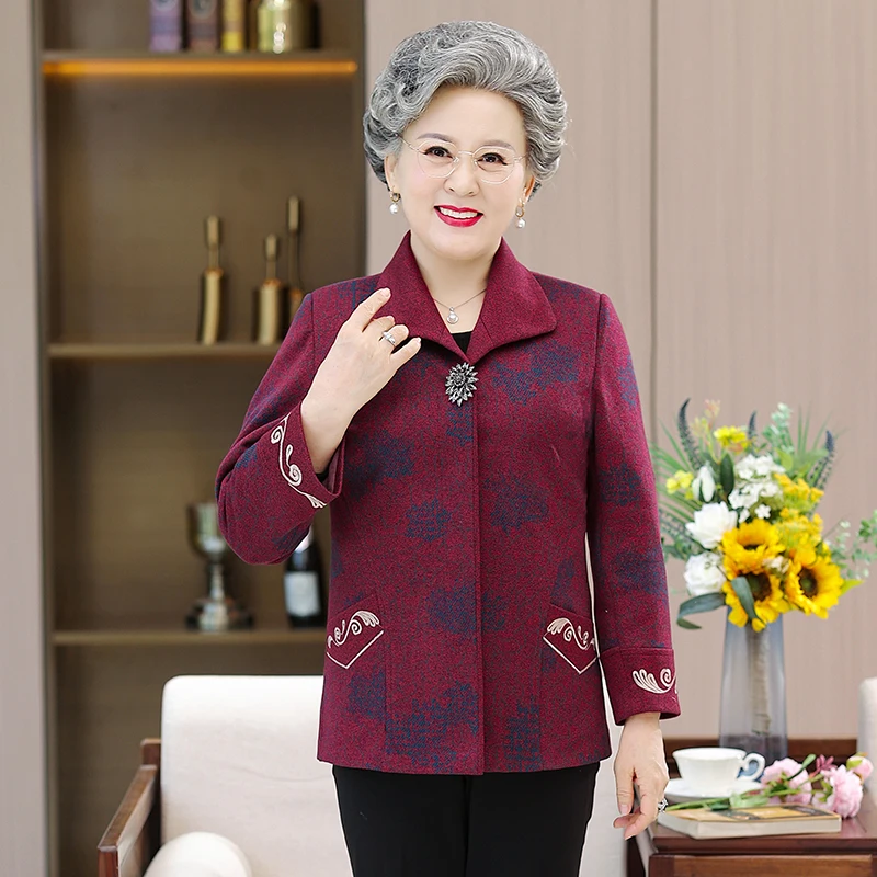 

2022 Elderly Autumn Winter Clothes New Female Coat Thick Embroidery Grandma Overcoat Mom Woolen Jacket Old lady Loose Clothes