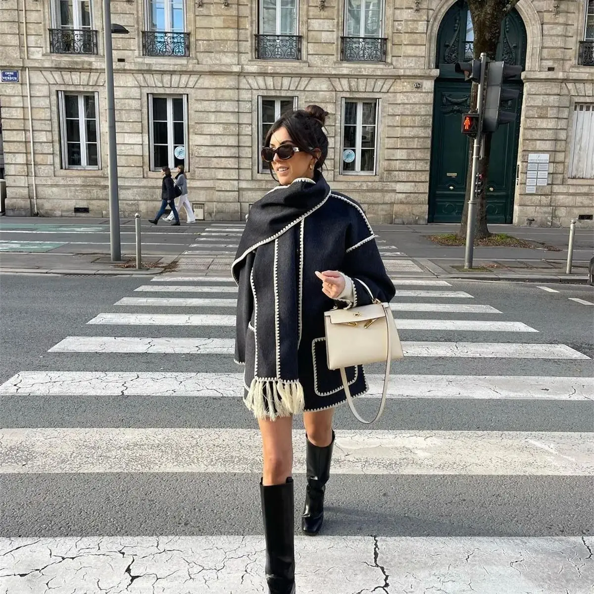 Elegancka damska kurtka z szalikiem i kołnierzem Streetwear długim rękawem mieszanki wełny na jesień/zimę pełnym zamkie...