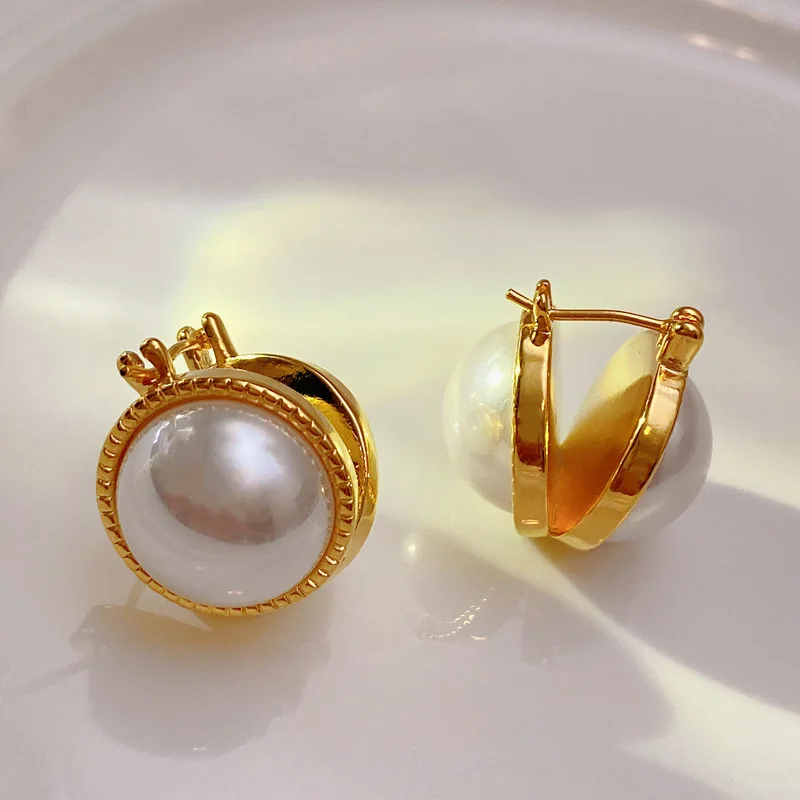 

French Style Retro Shaped Open Double-Sided Large Pearl Earrings High Sense Special-Interest Design Simple Temperament Ear Clip