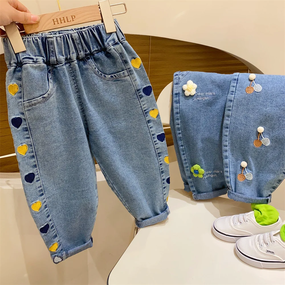 

Baby Girls Loose Jeans Kids New Fashion Korean Style Casual Flower Print Pants Spring Autumn Children's Denim Trousers For 1-10