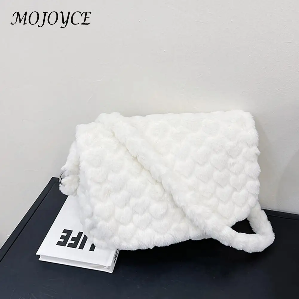 

Женская стильная сумка-мессенджер через плечо в форме сердца, осенне-зимняя плюшевая женская сумка, Повседневная модная пушистая плюшевая ...