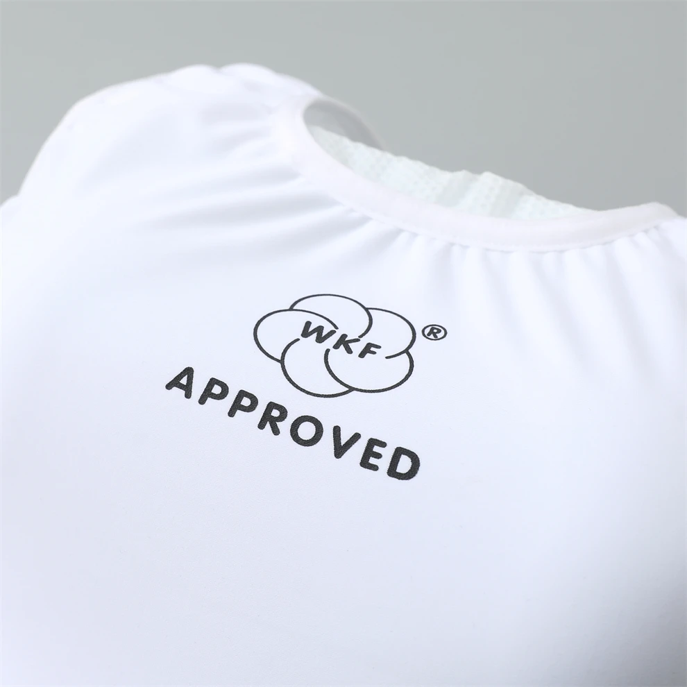 Фото Защитный жилет для груди WKF APPROVED для девочек, для карате, белый/черный, с жестким пластиковым вкладышем №4