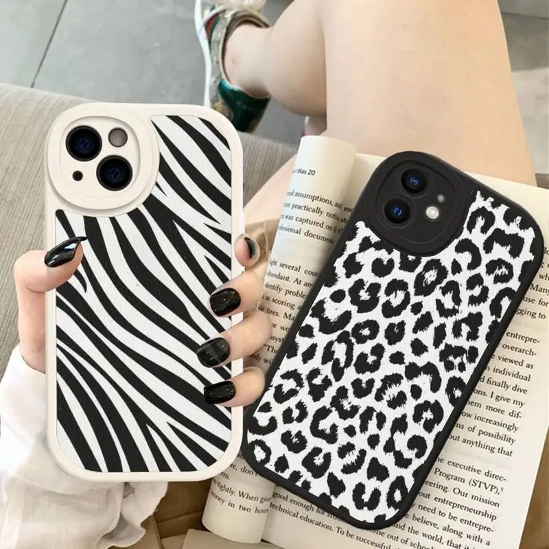 Black and white Dalmatian Cow zebra texture Phone Case Hard Leather For iPhone 14 13 12 Mini 11 14 Pro Max Xs X Xr 7 8 Plus