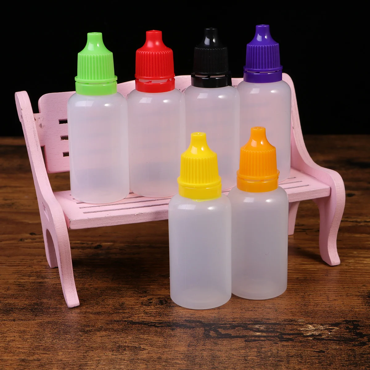 

30PCS 20ML Empty Eyedrops Bottle Squeezable Dropper Bottles Plastic Essential Oil Refillable Containers with Caps (Random Color)