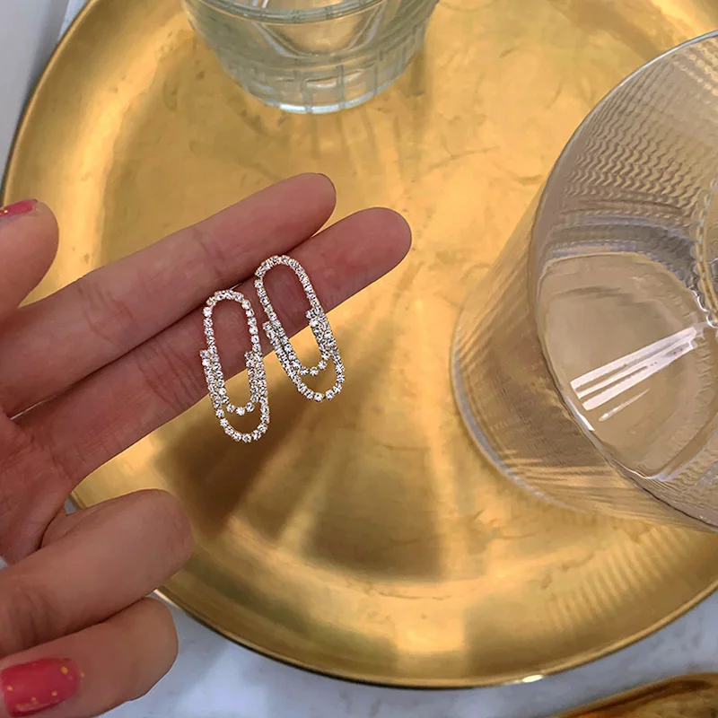 

2022 New Trendy Kroean Style Paperclip Stud Lady Earrings Pave Zircon 925 Silver Needle Geometry Feminia Earrings for Women