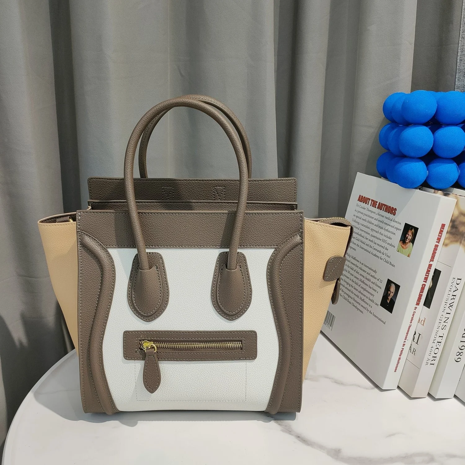 

Женская сумка на одно плечо, из натуральной воловьей кожи