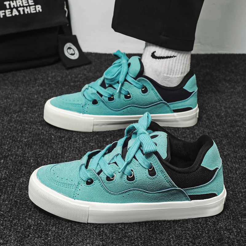 New Skateboarding Shoes for Men Athletic Sneaker Casual Lace-up Breathable Footwear Couples Students Outdoor Sports Niche Shoes