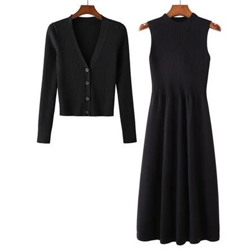 

2023 new spring and autumn long-sleeved v-neck top two-piece suit sweater dress wild loose knit cardigan women