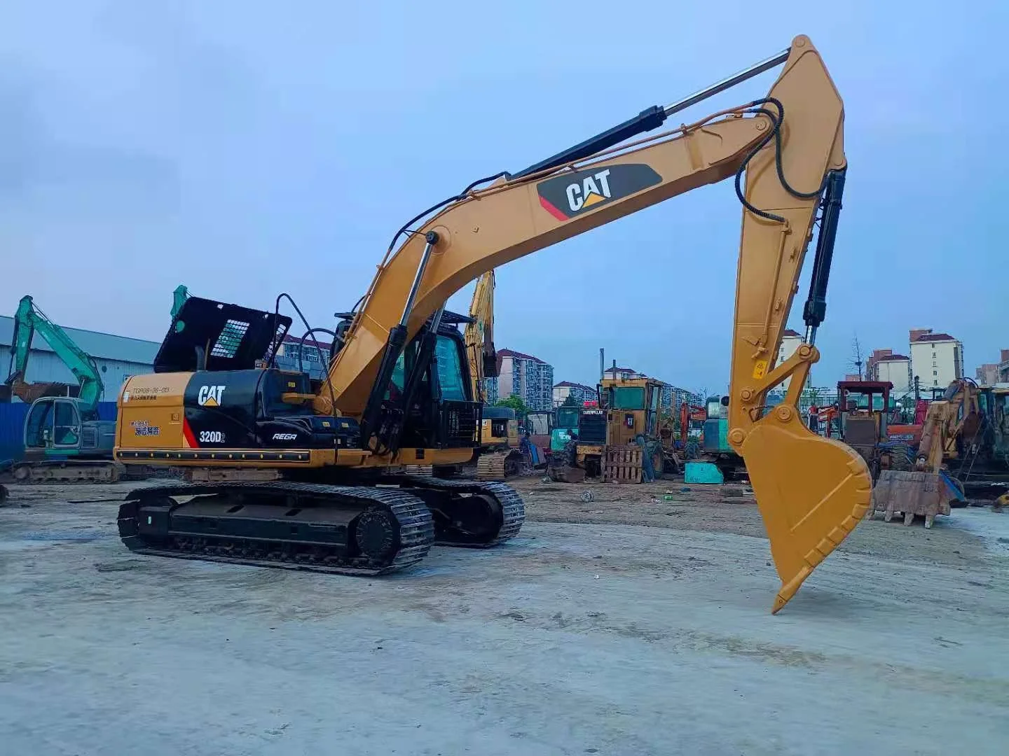 Рисунок 3 - 20-тонный б/у экскаватор cat 320DL