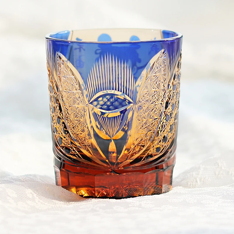 Персонаж ручной работы Nezha в японском стиле Edo Kiriko Glass Стакан для виски Янтарный