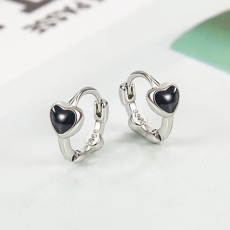 

KOFSAC 2022 Cool Black Heart Hoop Earrings For Women Trendy Chic 925 Sterling Silver Jewelry Personalit Simple Gift