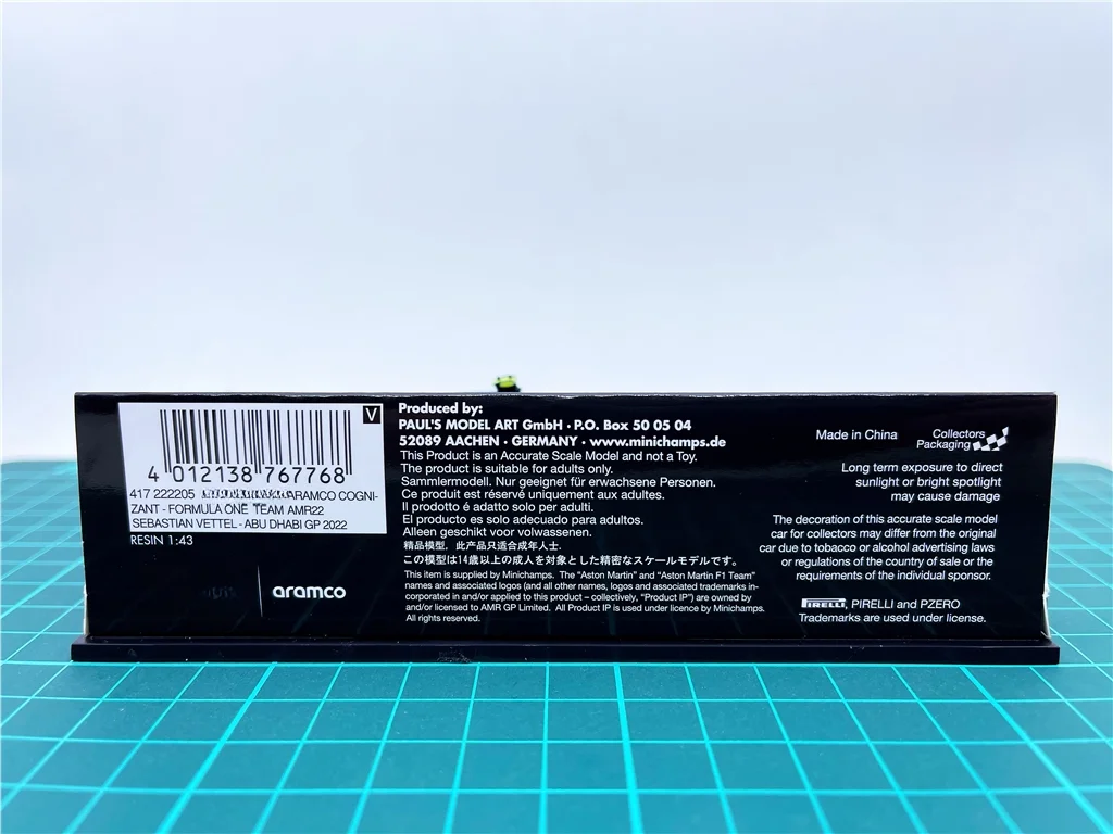 Миниатюрная модель автомобиля в масштабе 1:43 F1 AMR22 Vettel 2022 Абу-Даби ограниченная