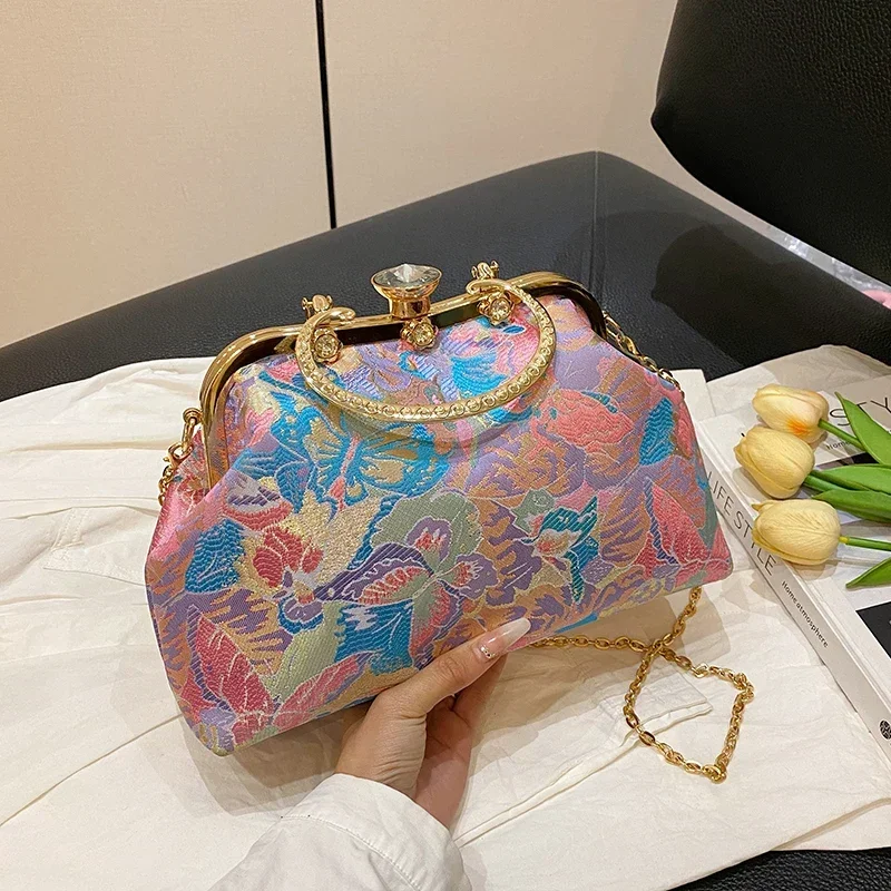 

Женская атласная сумка-клатч, с принтом