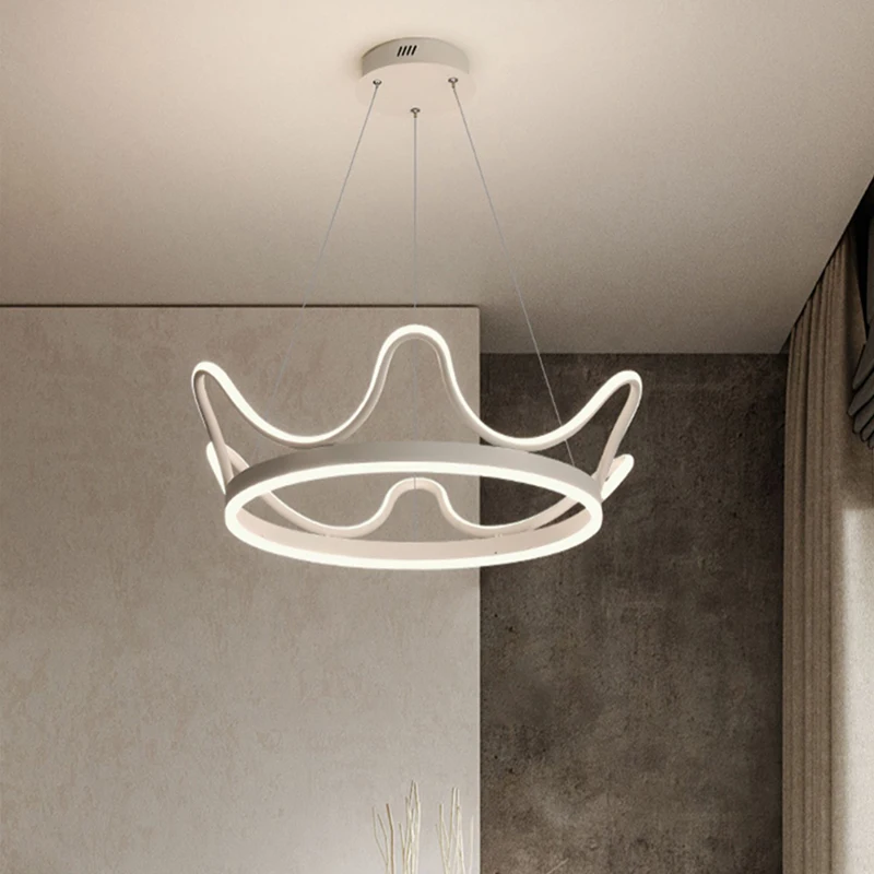 Скандинавская светодиодная люстра с короной подходящая для столовой спальни