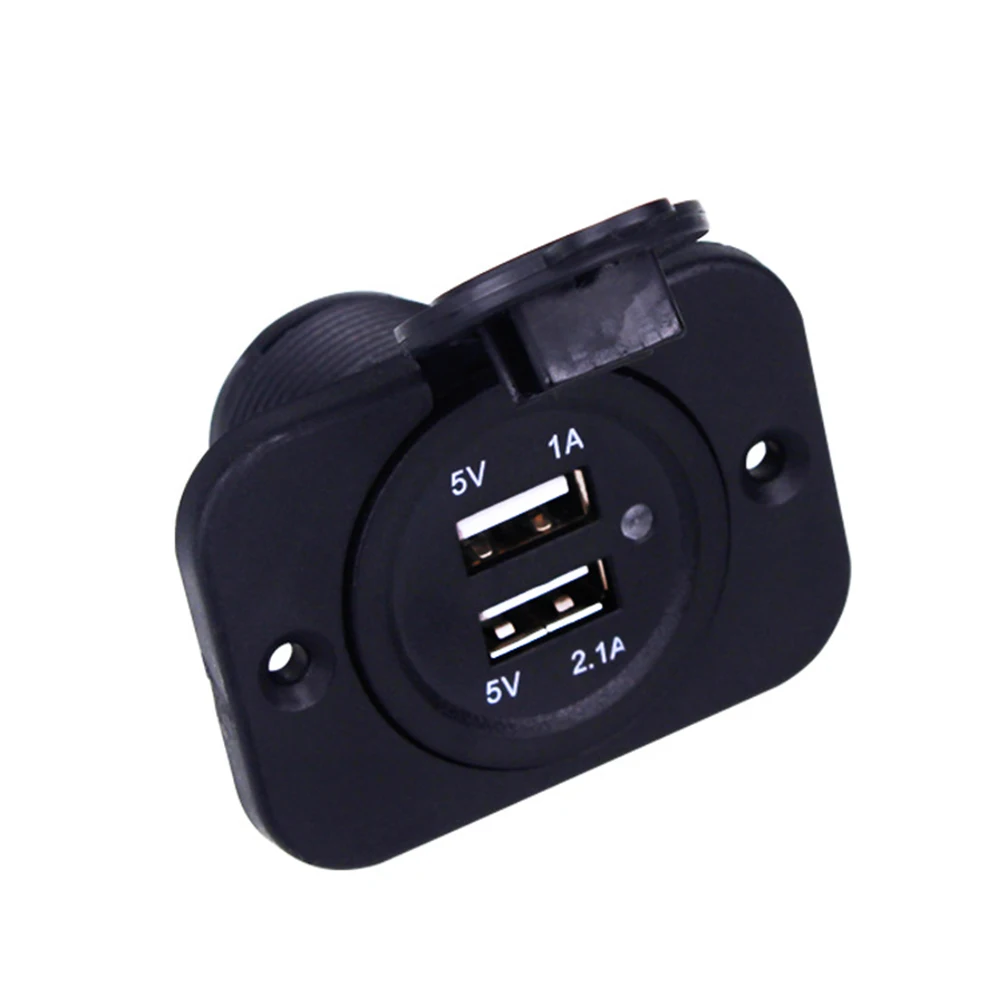 

Автомобильное зарядное устройство с двумя USB-портами, 3,1 А