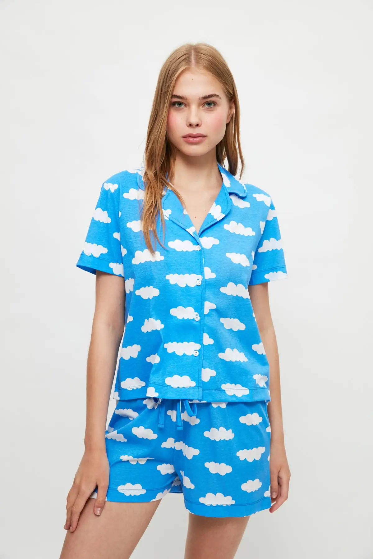 

Trendyol Cloud Pattern Knitted Pajamas Set THMSS21PT1374