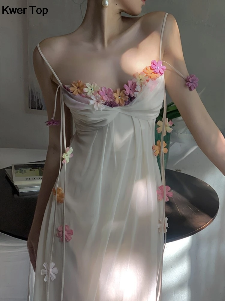 Женское пляжное платье на бретелях