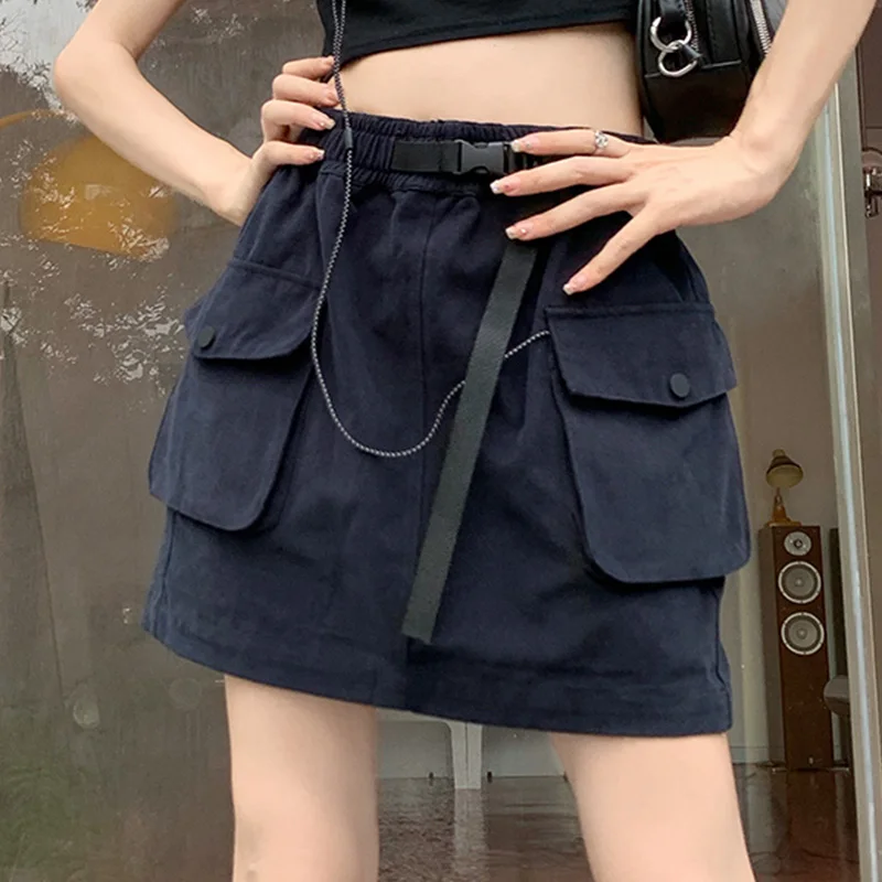 

Y2K Cargo Skirt with Big Pocket Buckle Strap Low-rise Mini Utility Skirt Vintage 90's e-girl Harajuku Aesthetic
