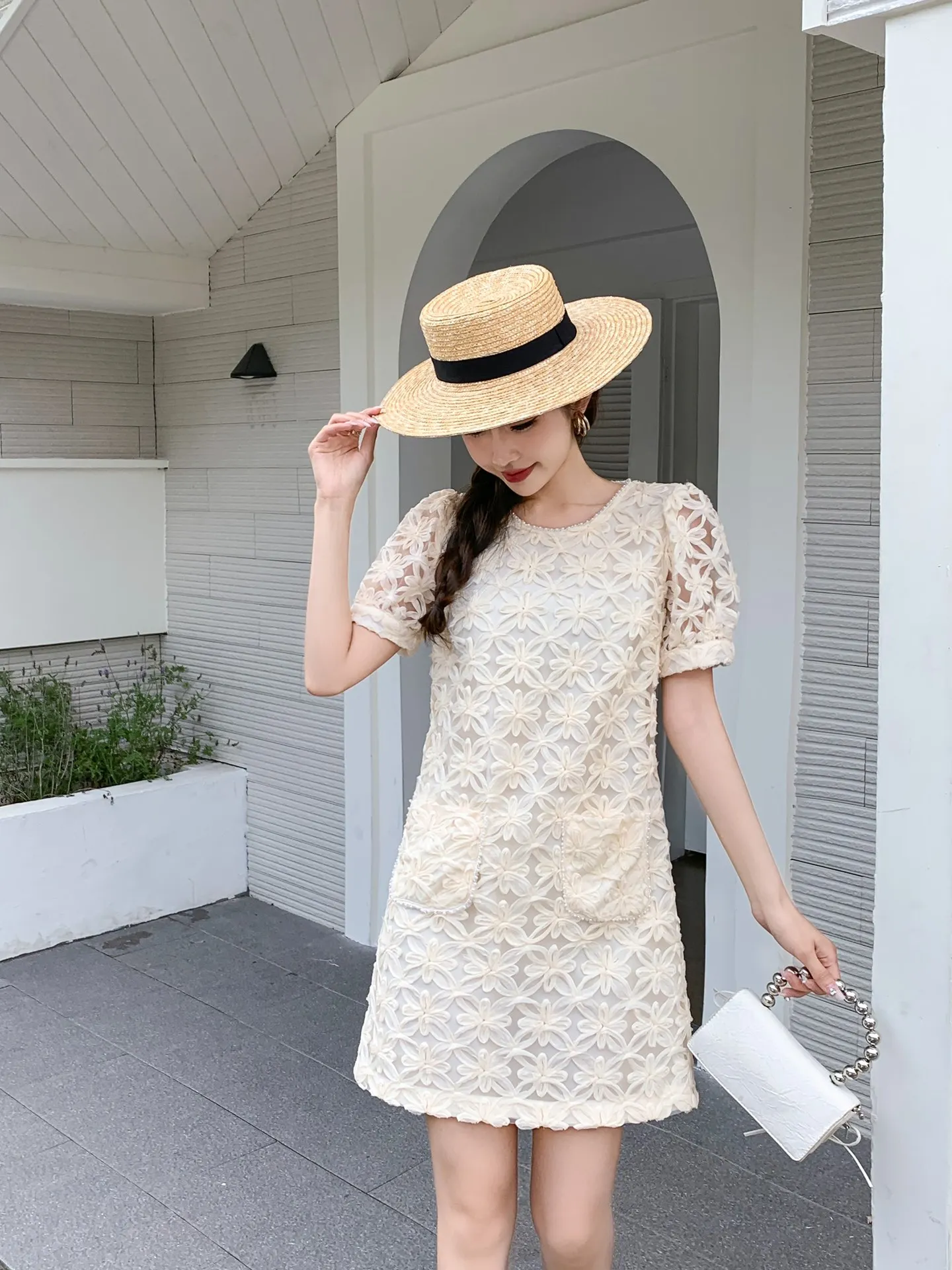 

2023 spring and summer women's clothing fashion new round Neck Dress 0526