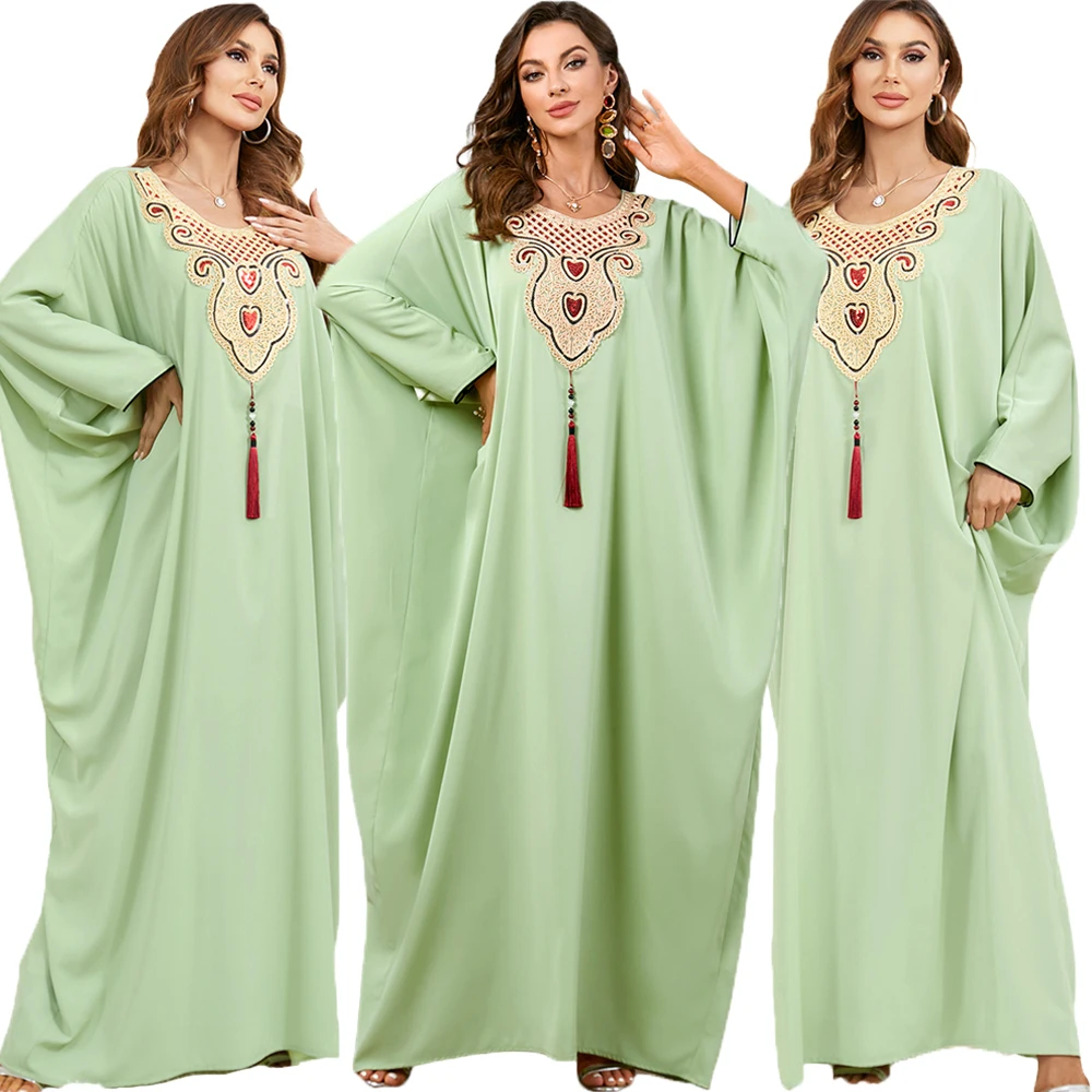 

Женское длинное платье с рукавом летучая мышь