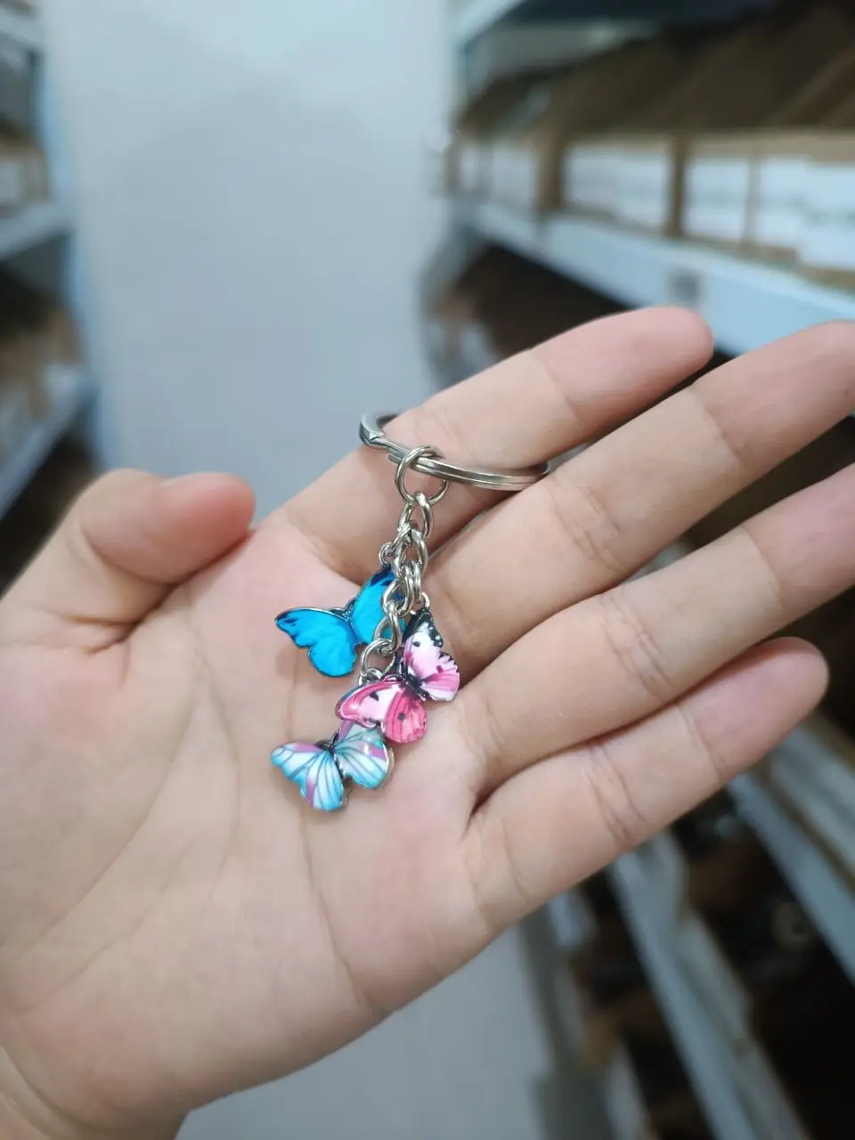 Новый Красочный эмалированный брелок-бабочка подвеска креативные летающие